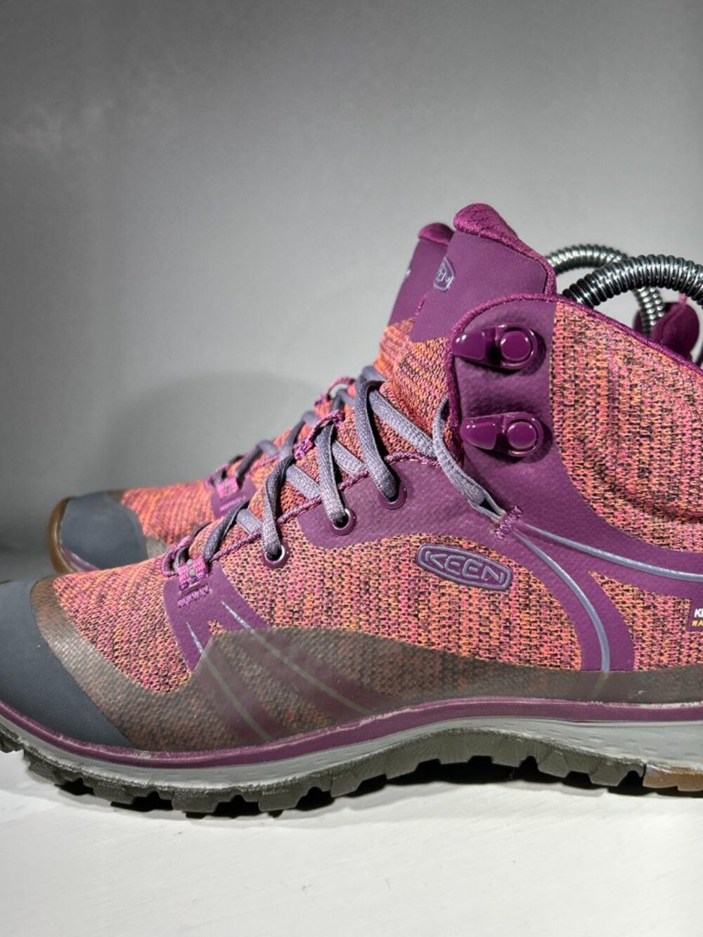 KEEN Hiking Boots Dry Waterproof Womens 6.5 Purple Trail Outdoors 1016504 Hike 1